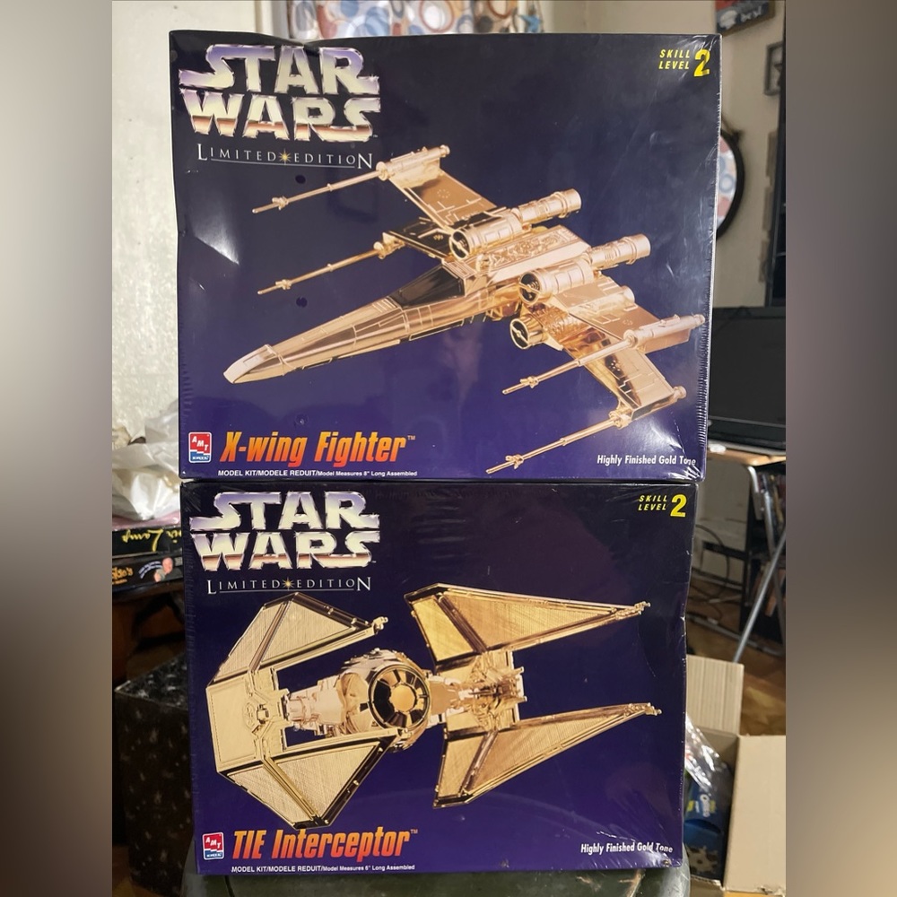 1995 AMT ERTL STAR WARS Limited Edition X-WING FIGHTER & TIE INTERCEPTOR Models